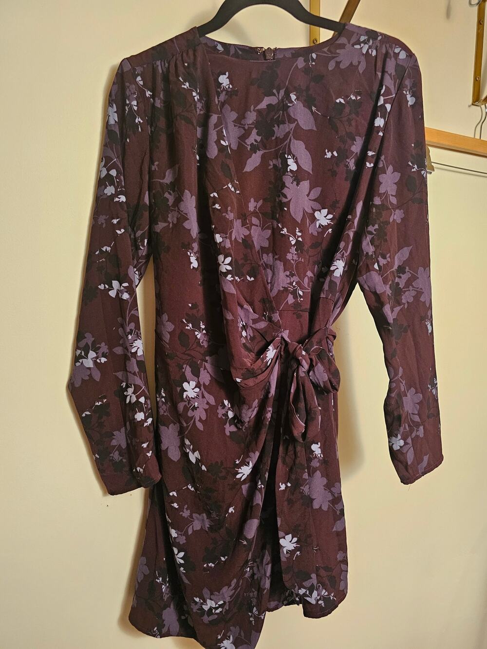 41 Hawthorn Faux Wrap Floral Dress With Long Sleeves